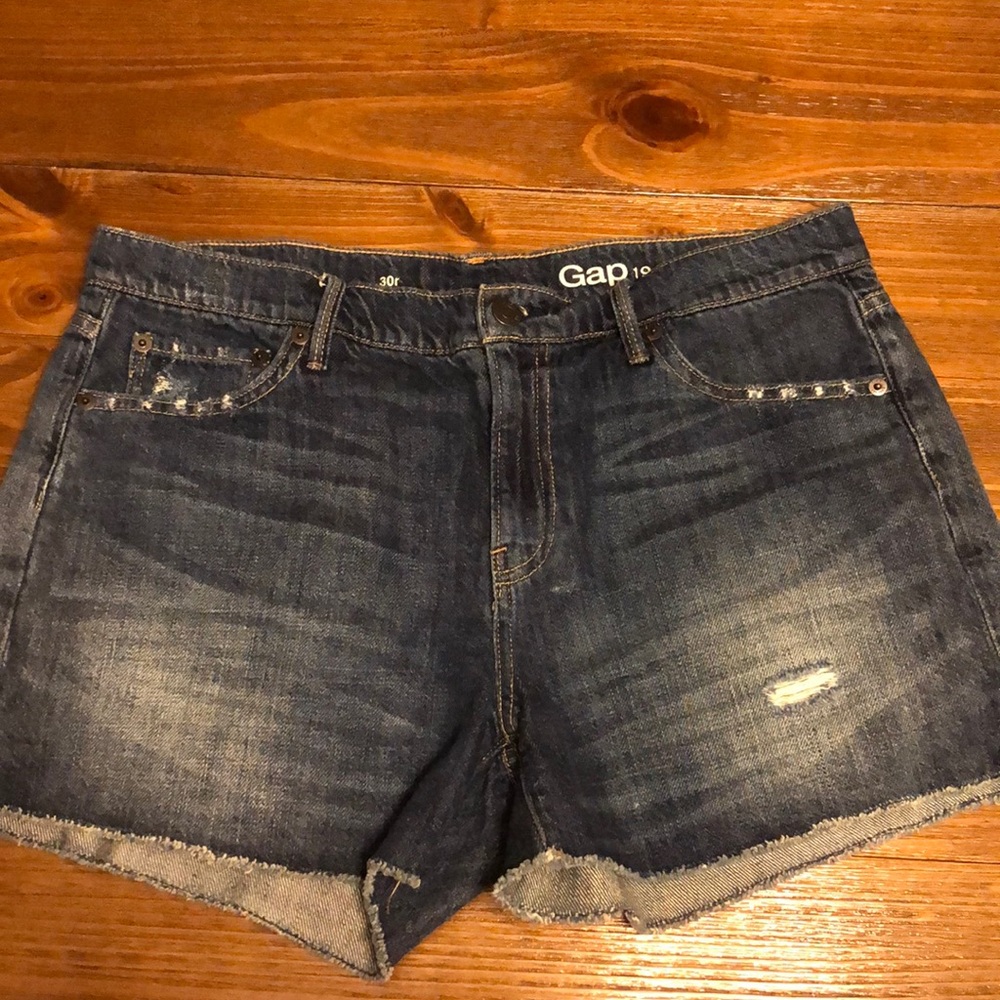 Gap denim shorts with little destruction, 30r